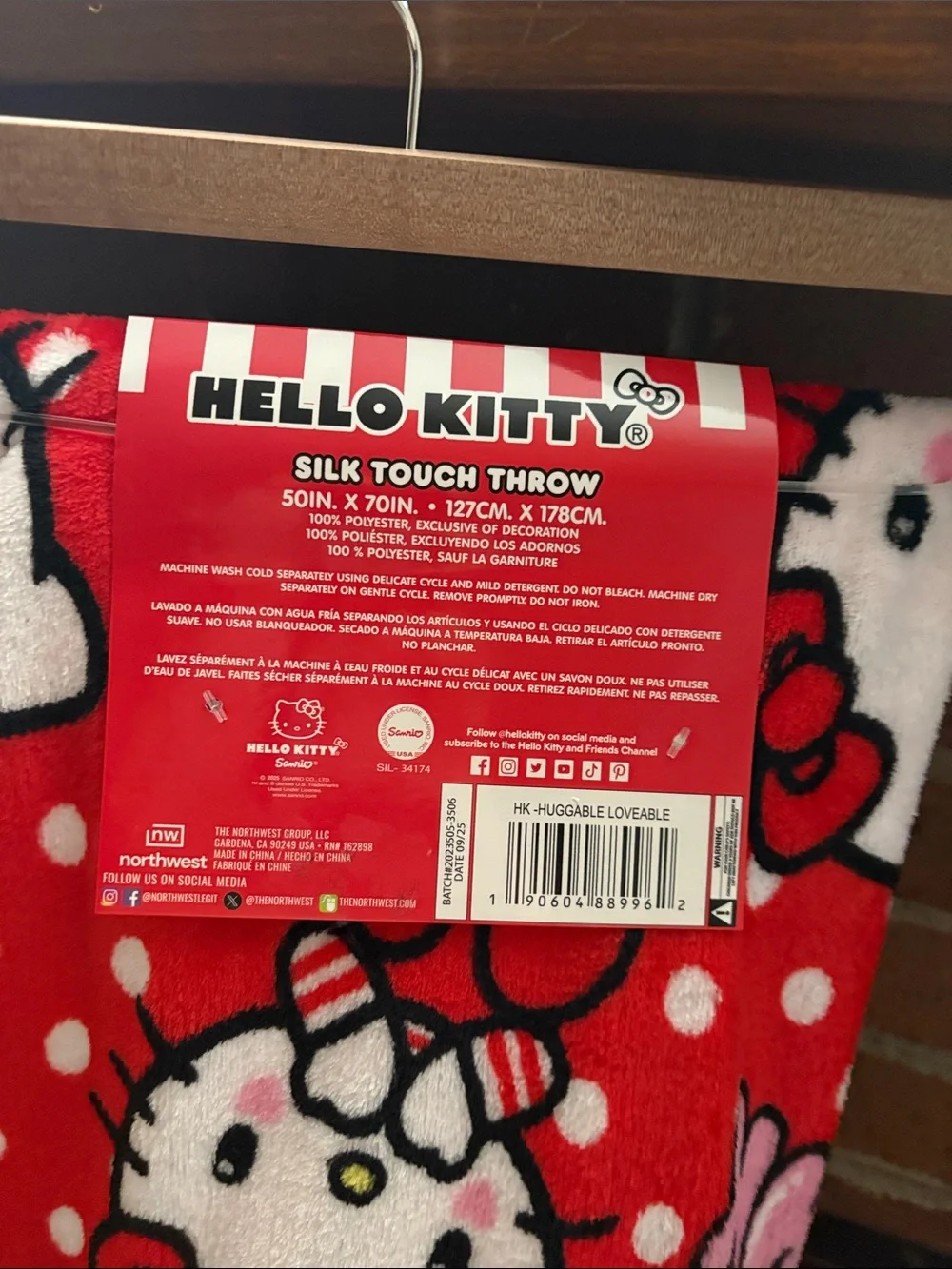 Hello Kitty Red and White Polka Dot Plush Throw - Picture 2 of 5